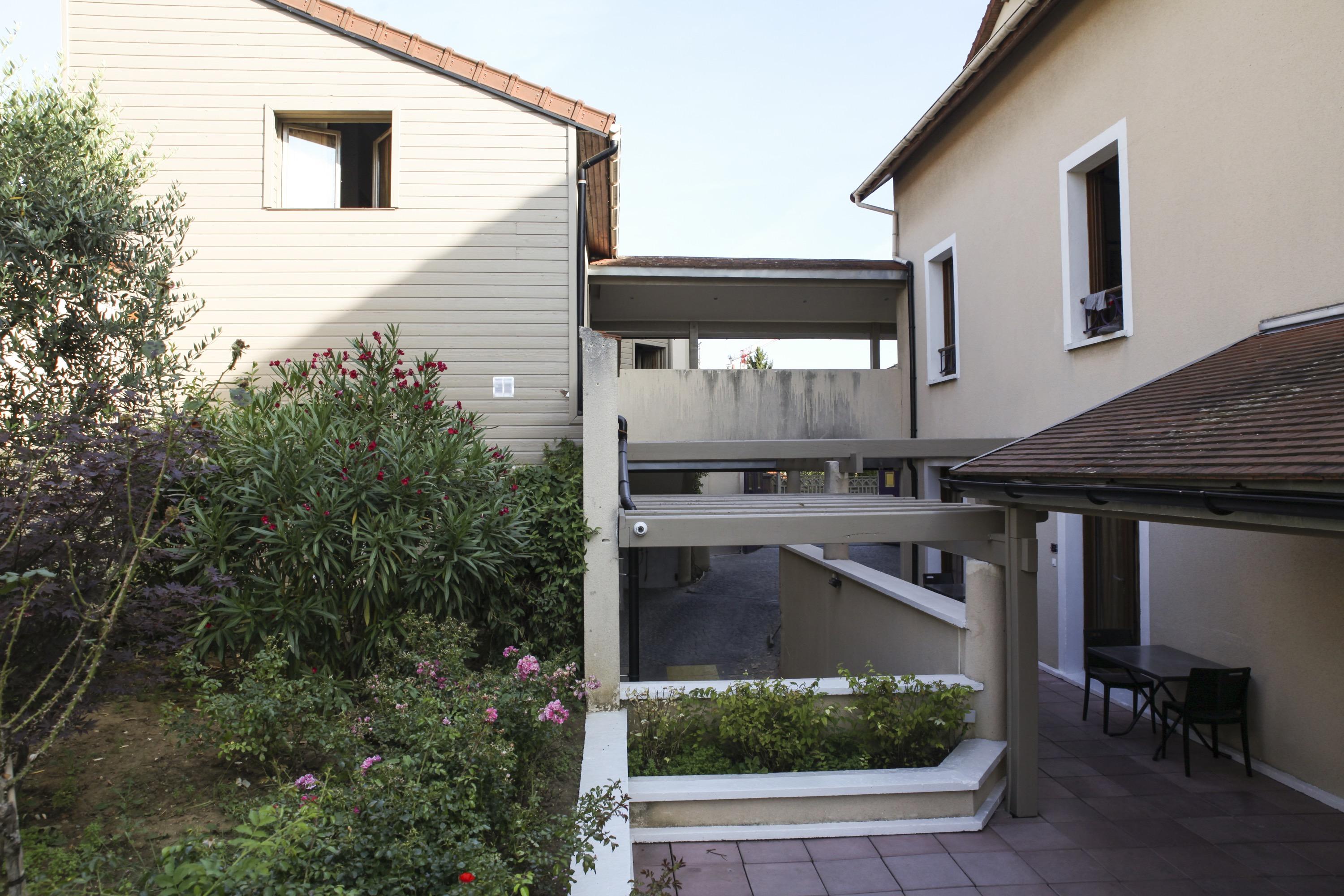 La Ferme Des Barmonts Aparthotel Villejuif Exterior photo