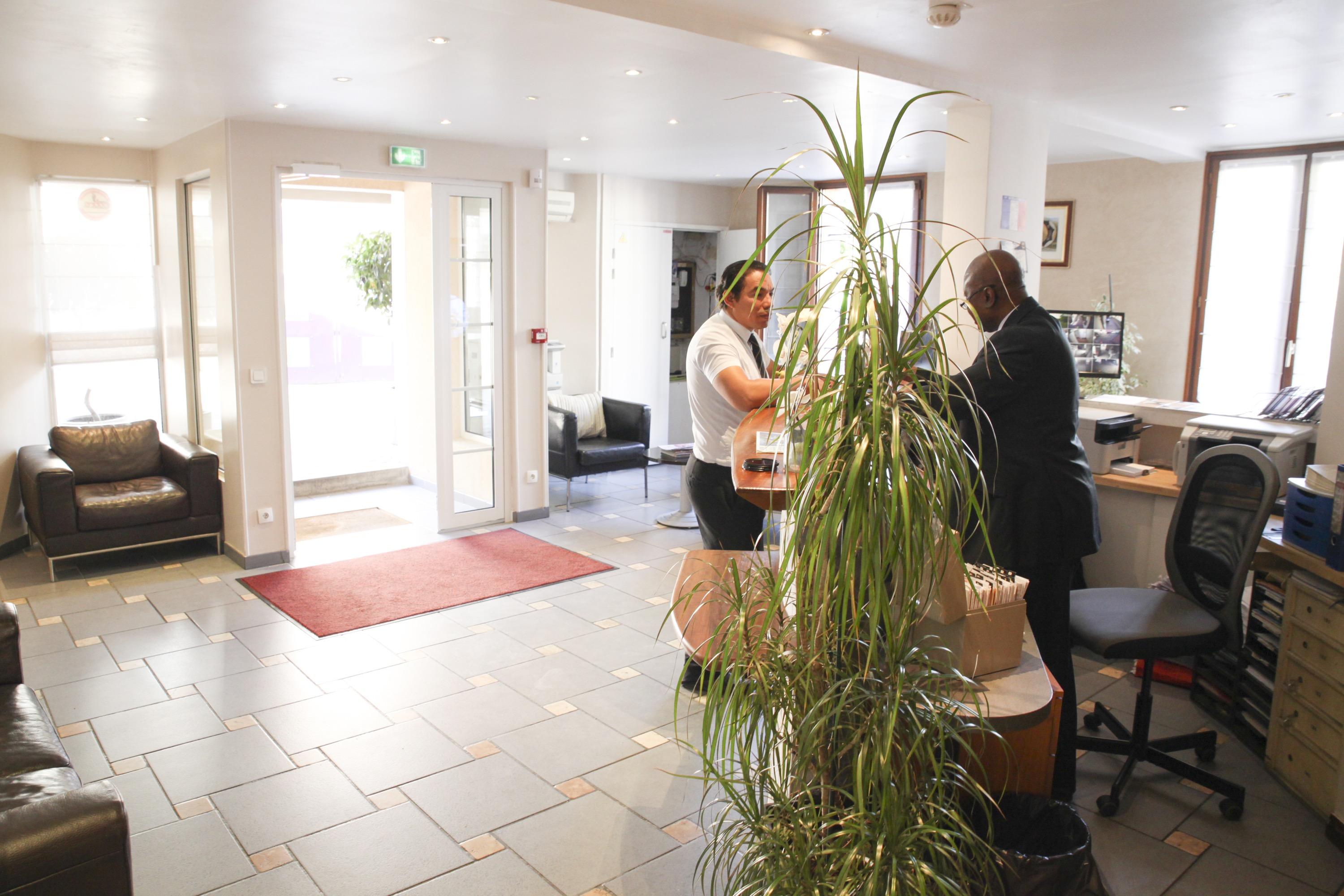 La Ferme Des Barmonts Aparthotel Villejuif Exterior photo