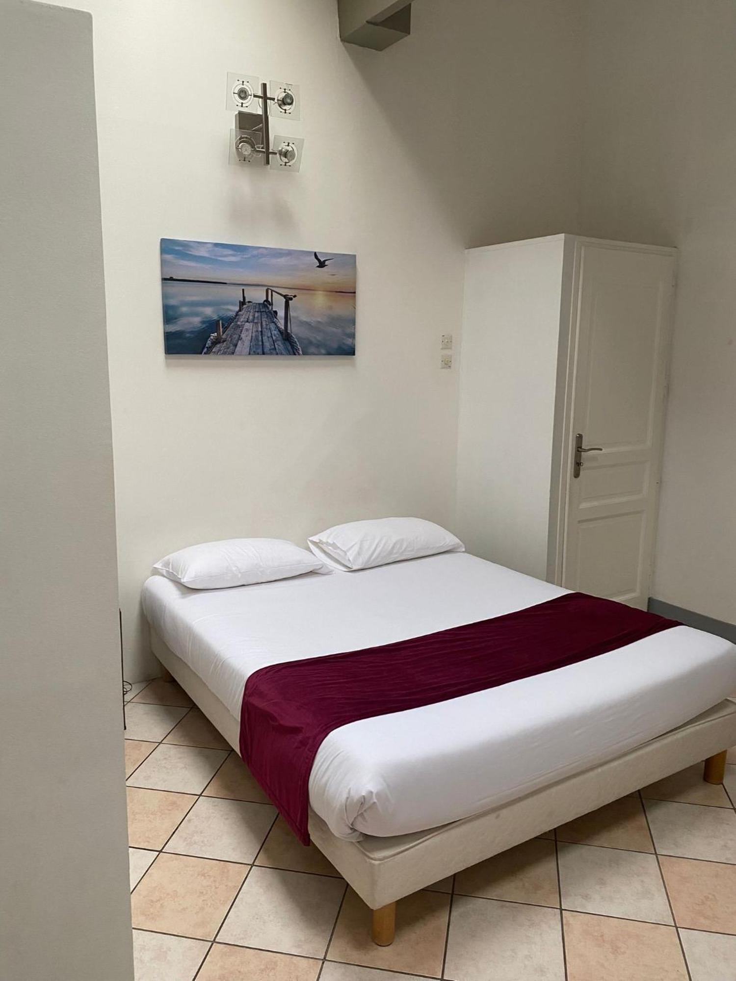 La Ferme Des Barmonts Aparthotel Villejuif Exterior photo