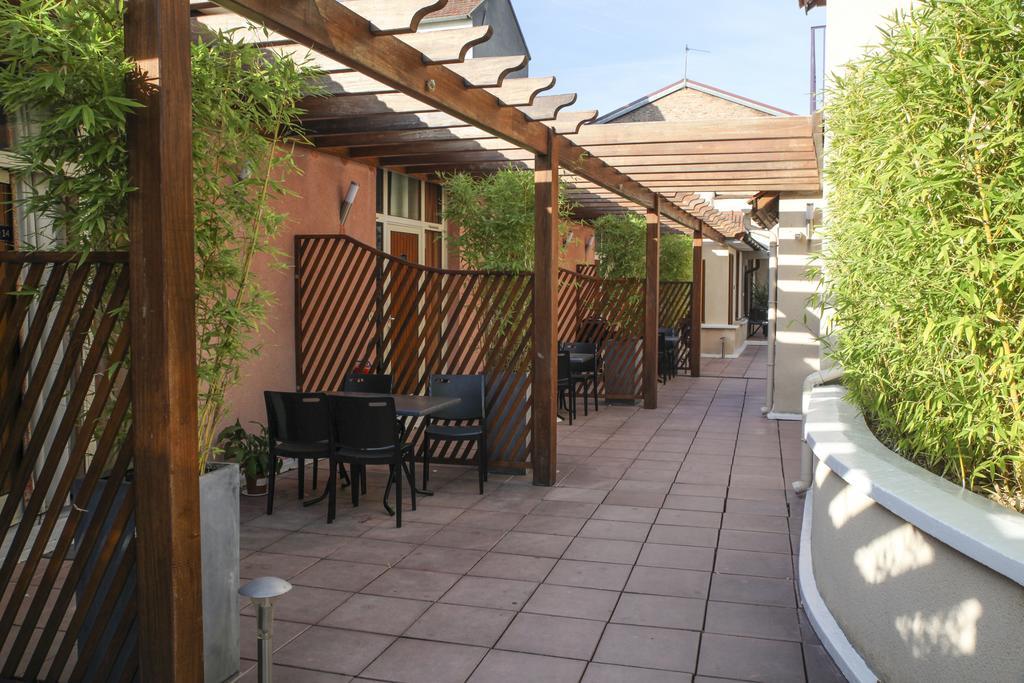 La Ferme Des Barmonts Aparthotel Villejuif Exterior photo